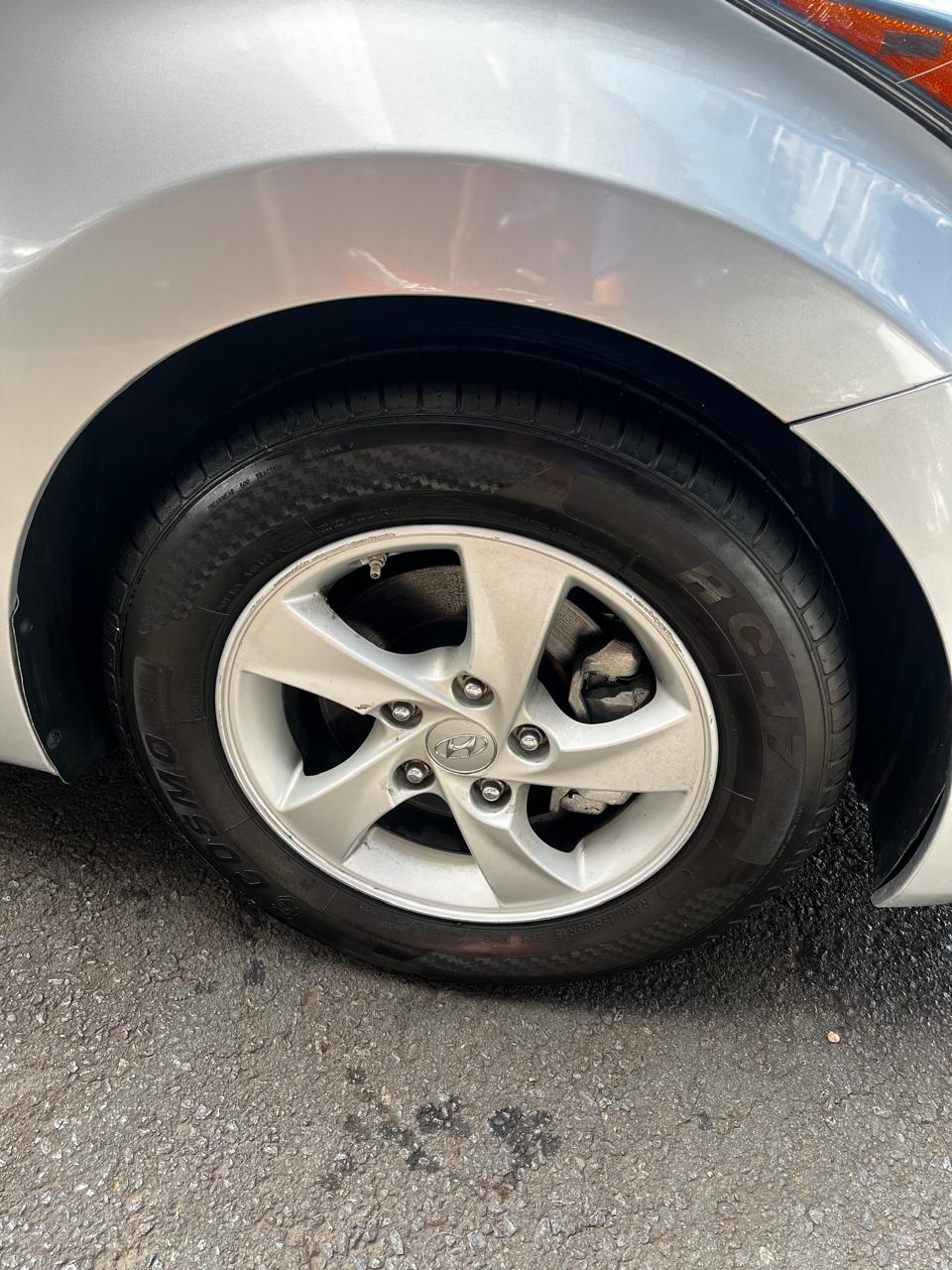 HYUNDAI ELANTRA 2015 AUTOMÁTICA