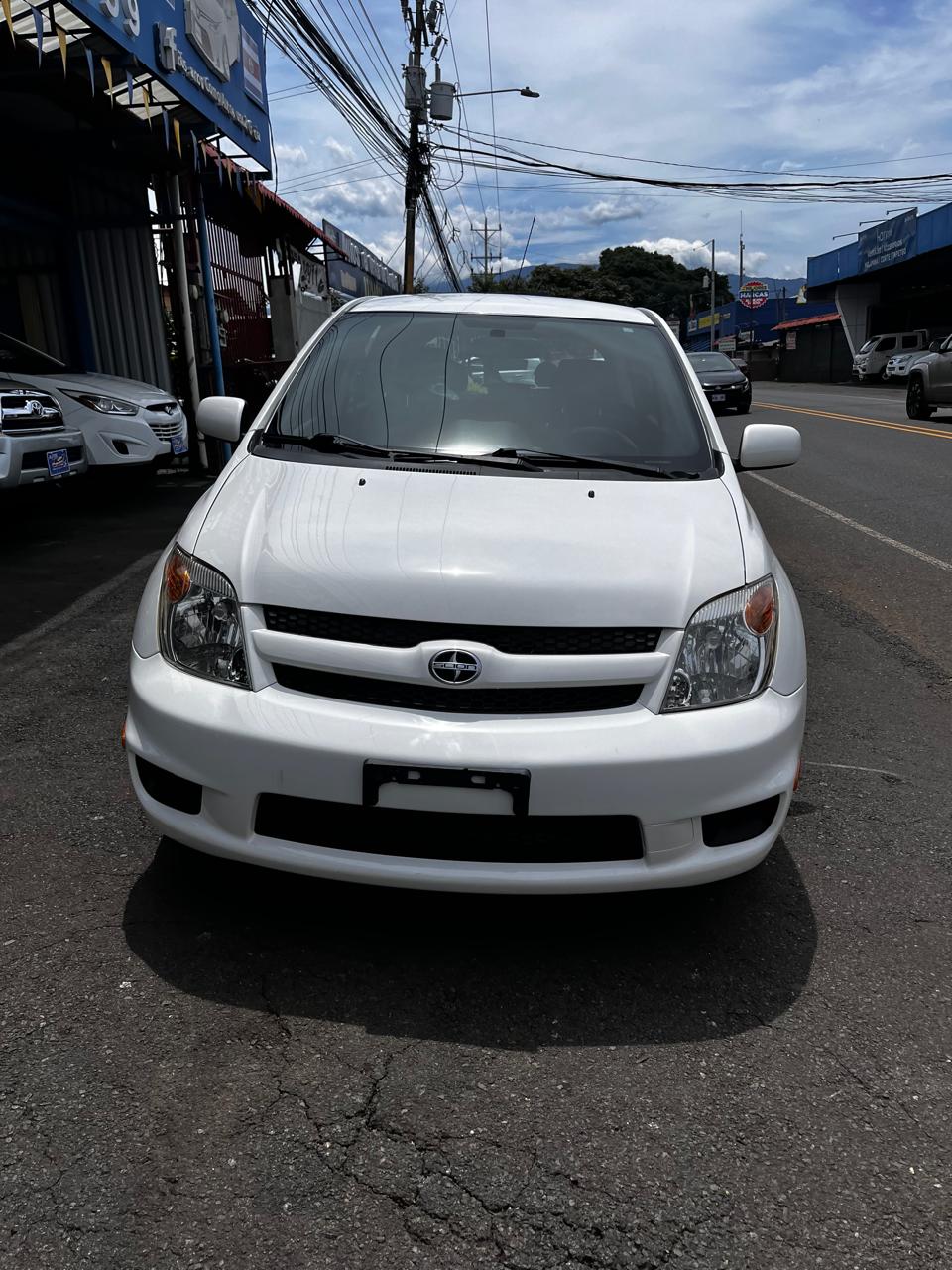 TOYOTA SCION 2006 AUTOMÁTICA