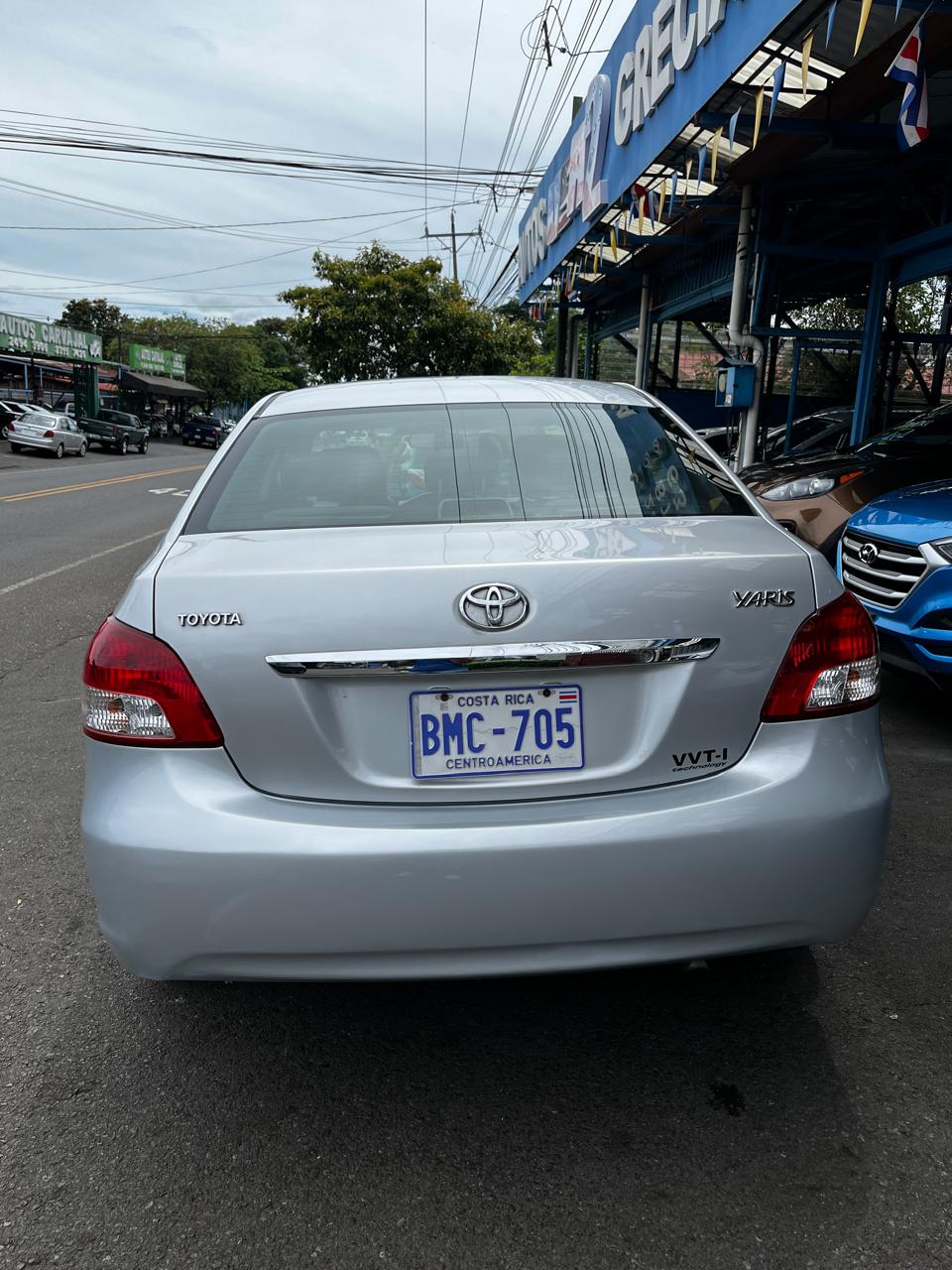 TOYOTA YARIS 2010 AUTOMÁTICA
