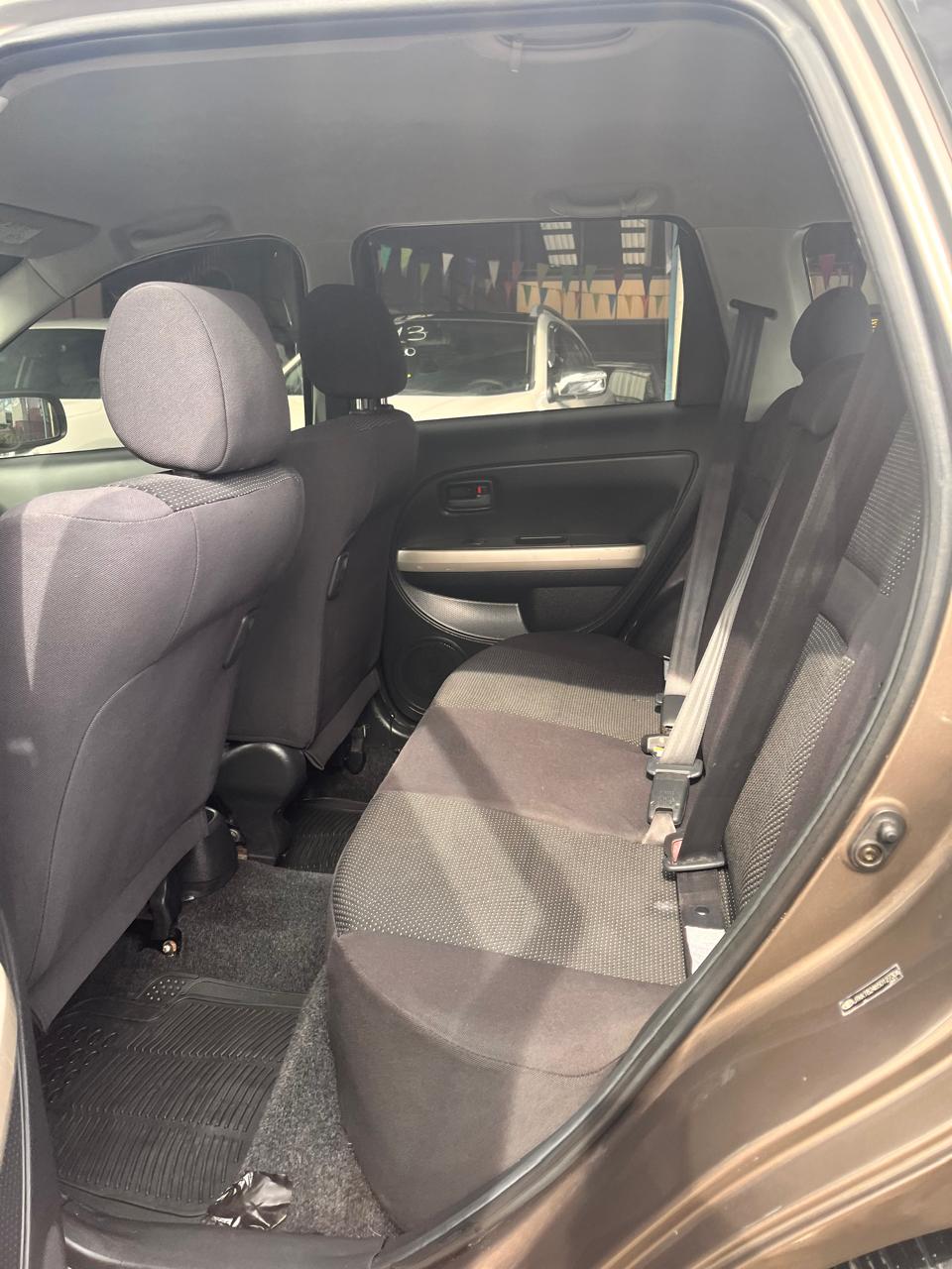 TOYOTA SCION 2005 AUTOMÁTICA