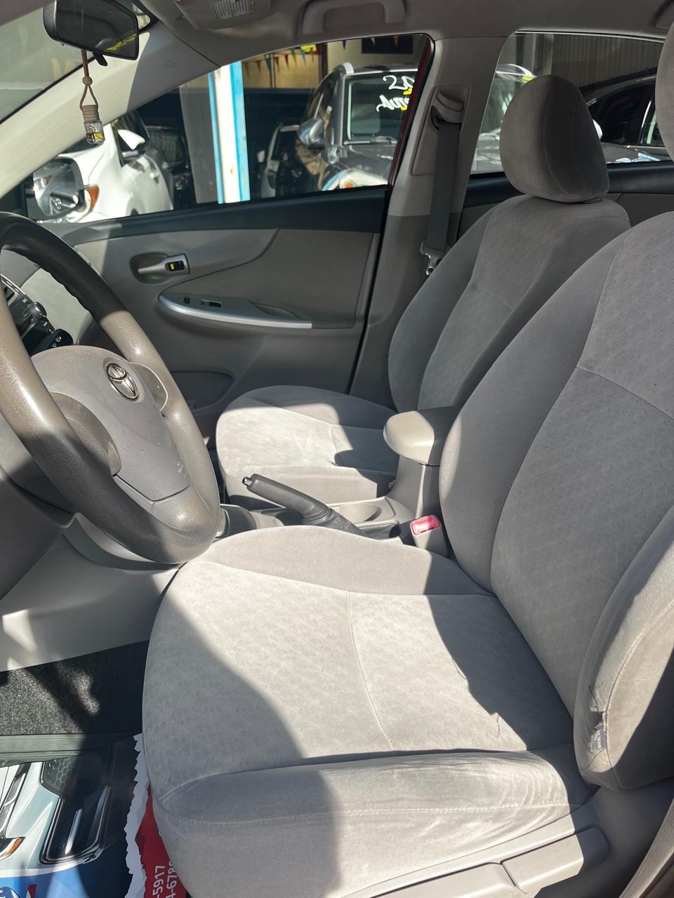 TOYOTA COROLLA 2010 AUTOMÁTICA