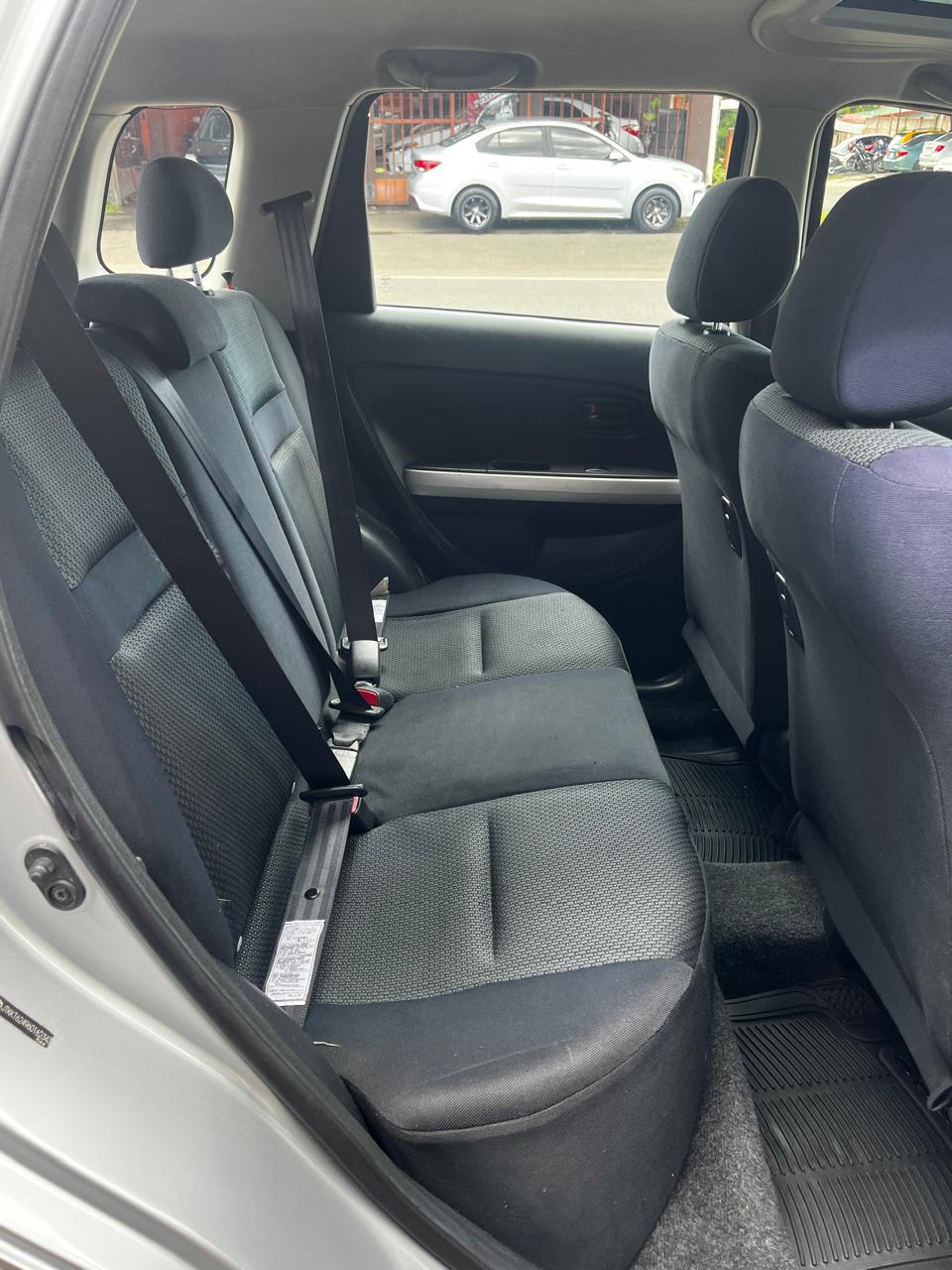 TOYOTA SCION 2006 AUTOMÁTICA