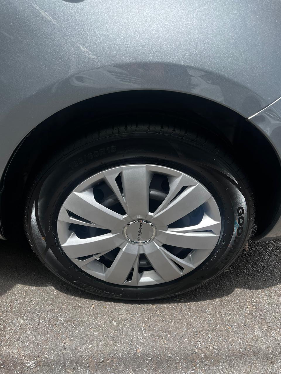 TOYOTA YARIS 2010 AUTOMÁTICA