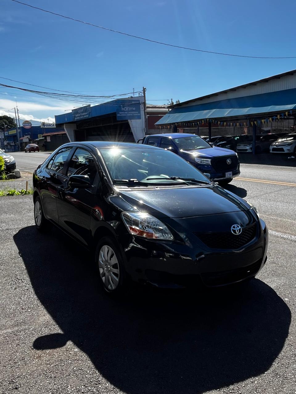 TOYOTA YARIS 2009 AUTOMÁTICA