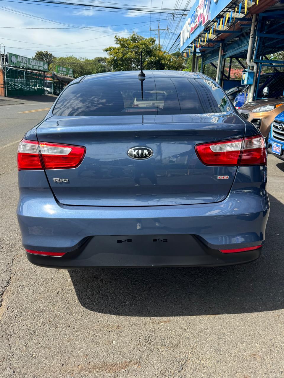 KIA RIO 2016 AUTOMÁTICA