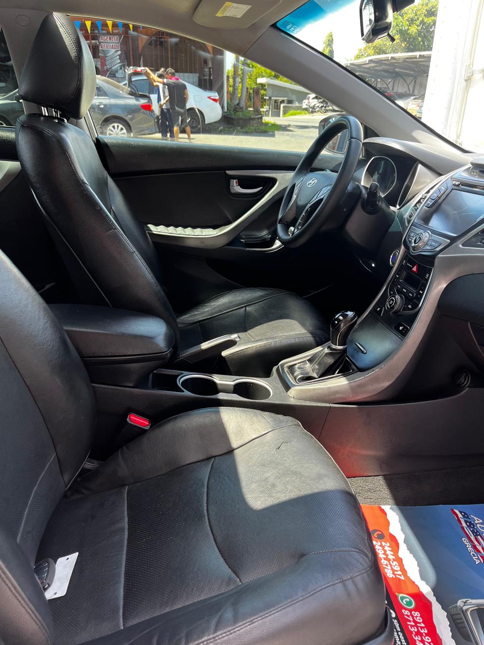 HYUNDAI ELANTRA 2014 AUTOMÁTICA