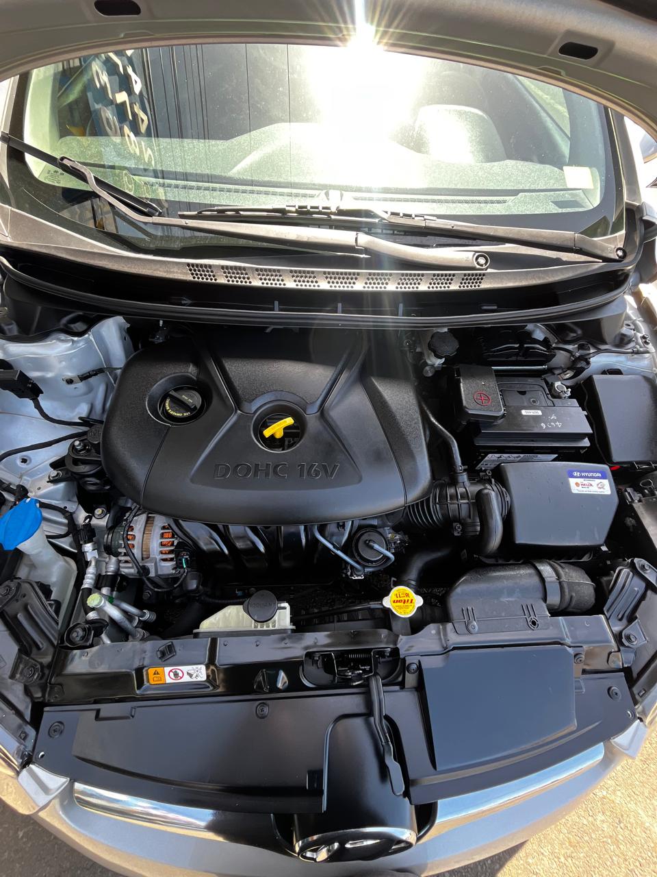 HYUNDAI ELANTRA 2014 AUTOMÁTICA