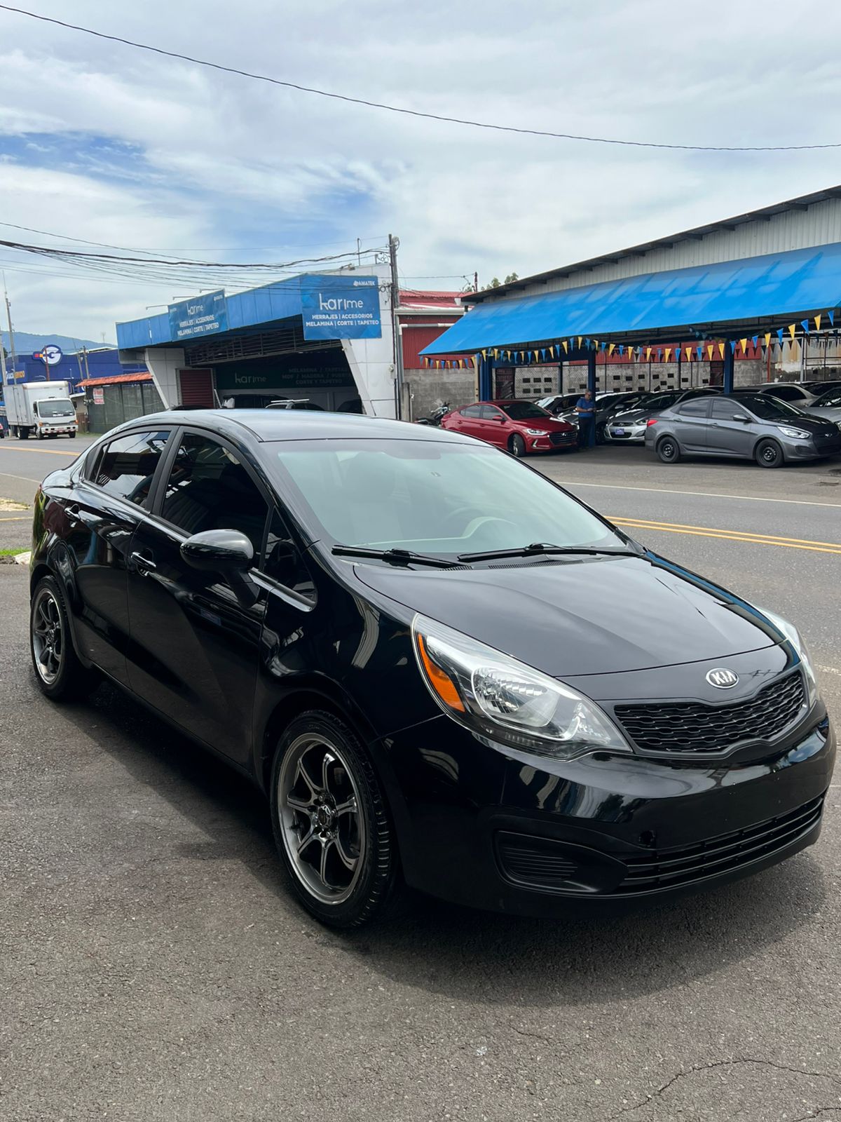 KIA RIO 2015 AUTOMÁTICA