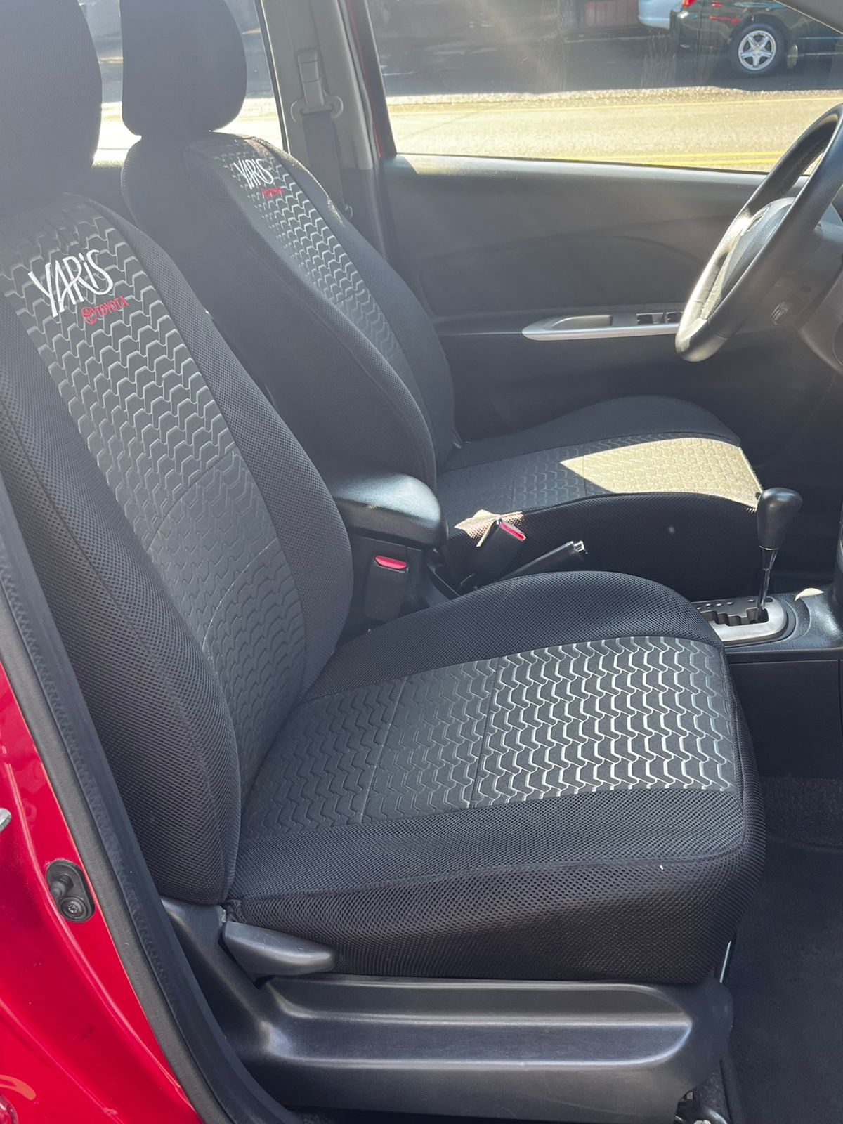 TOYOTA YARIS 2009 AUTOMÁTICA