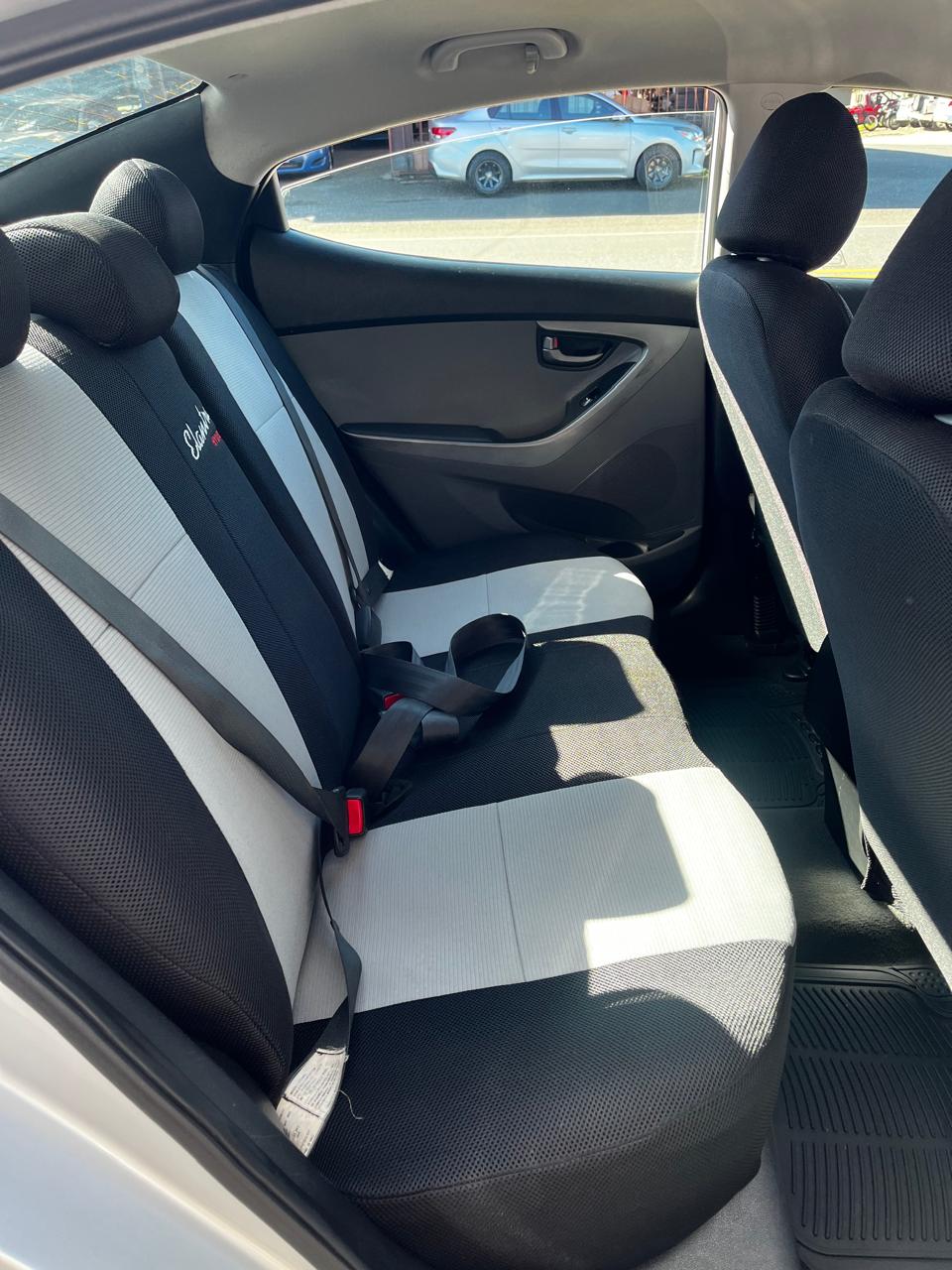 HYUNDAI ELANTRA 2015 AUTOMÁTICA