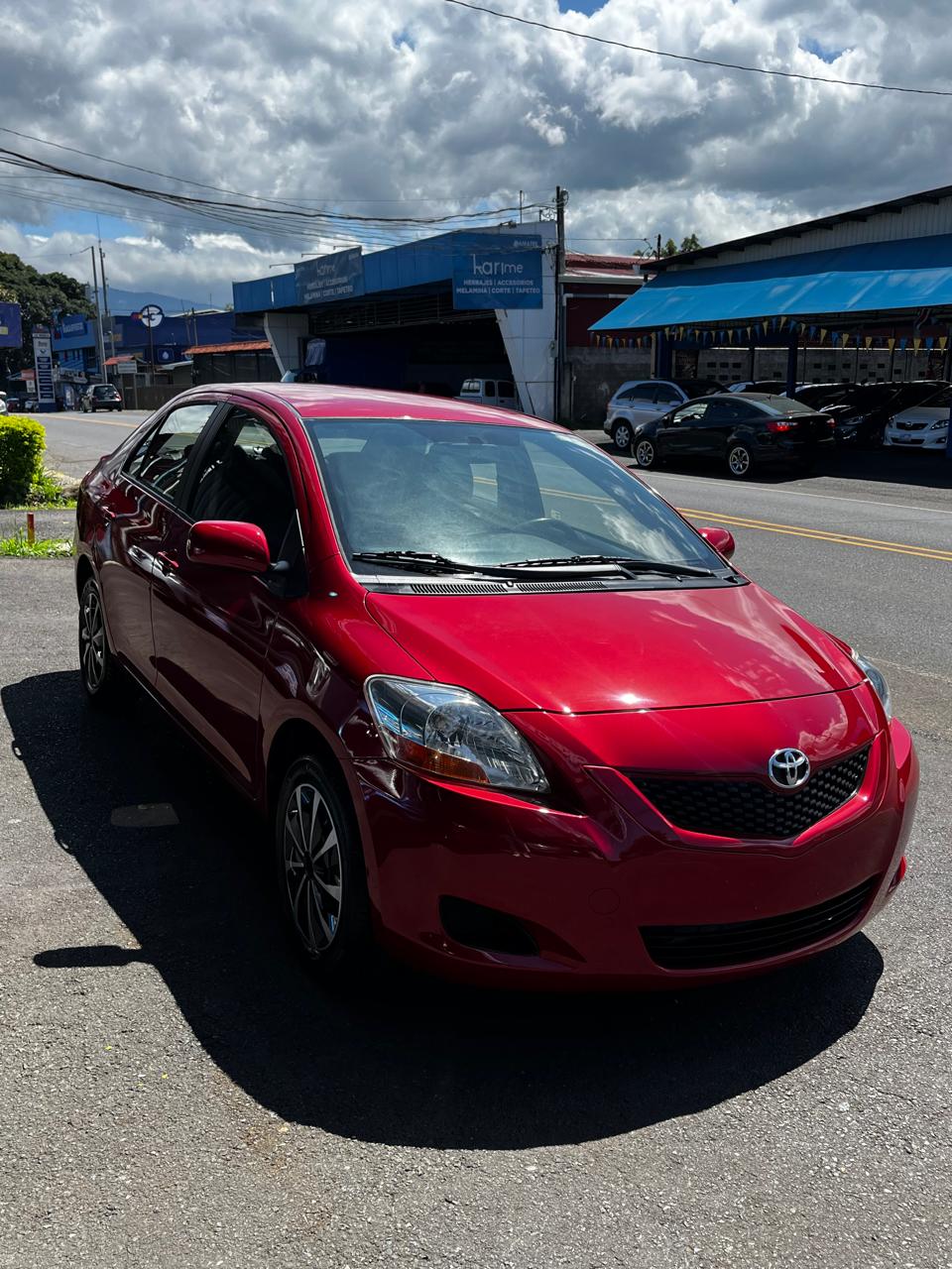 TOYOTA YARIS 2010 AUTOMÁTICA