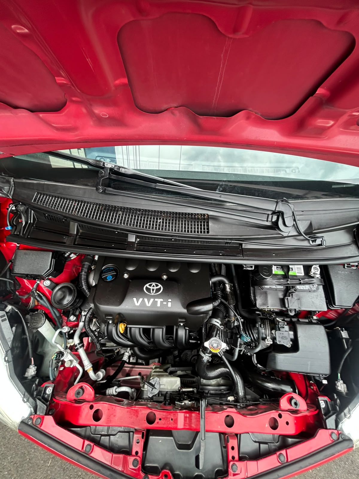 TOYOTA YARIS 2013 AUTOMÁTICA