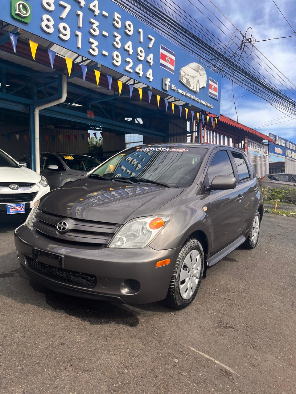 TOYOTA SCION 2005 AUTOMÁTICA