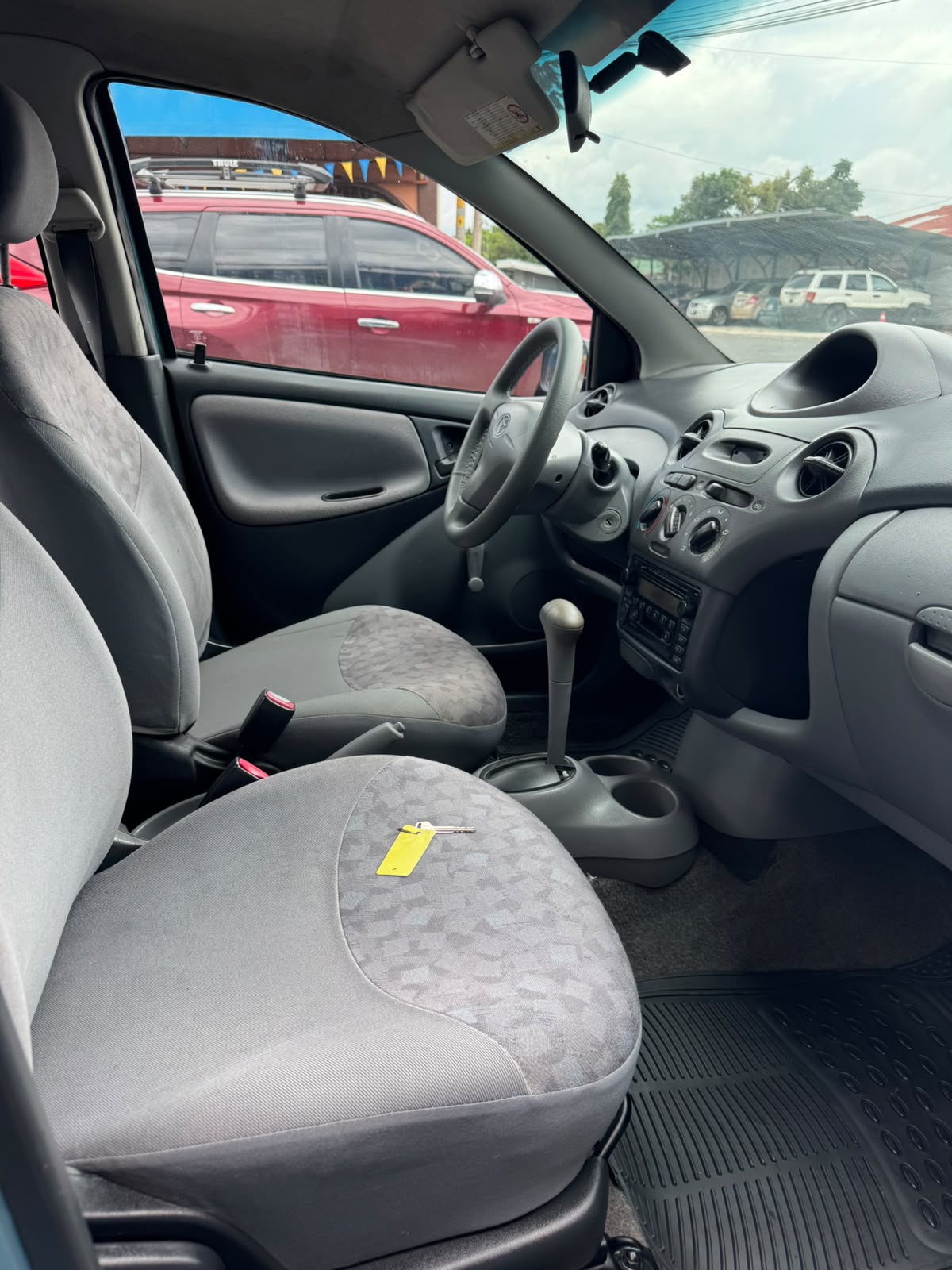 TOYOTA ECHO 2002 AUTOMÁTICA