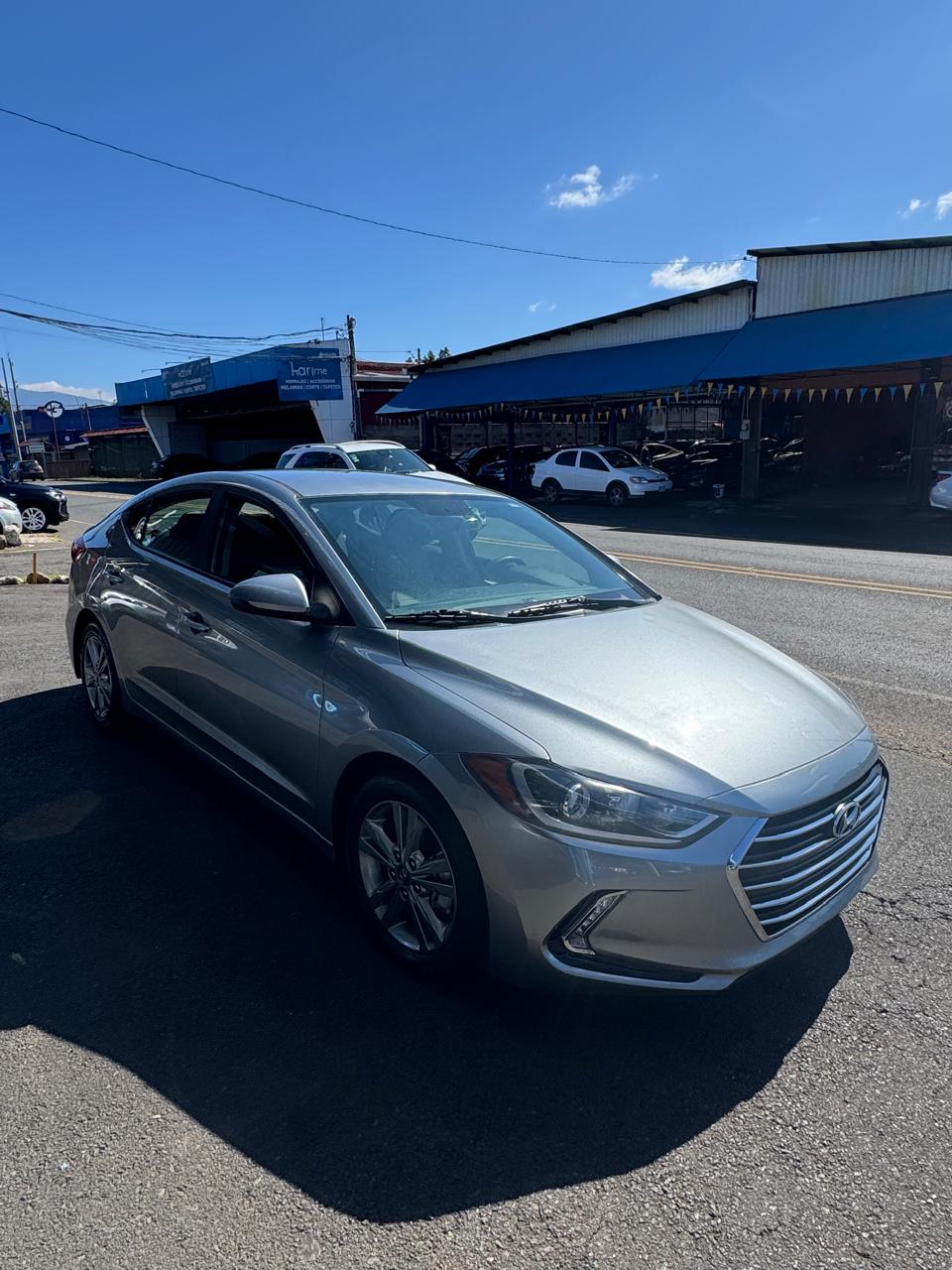 HYUNDAI ELANTRA 2018 AUTOMÁTICA