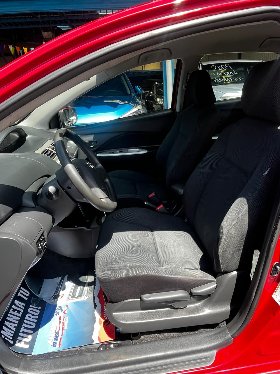 TOYOTA YARIS 2010 AUTOMÁTICA