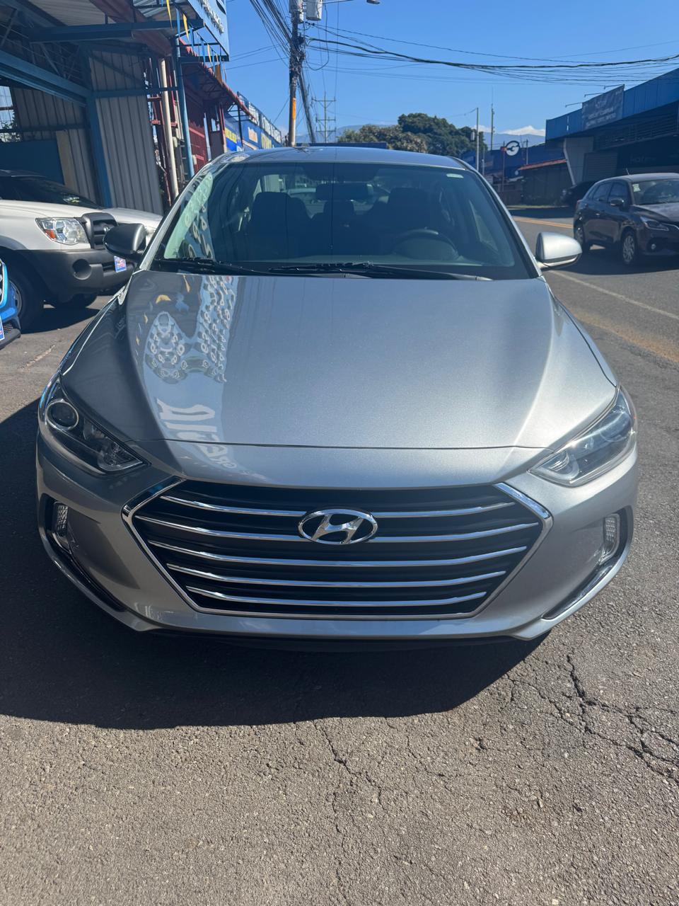 HYUNDAI ELANTRA 2018 AUTOMÁTICA