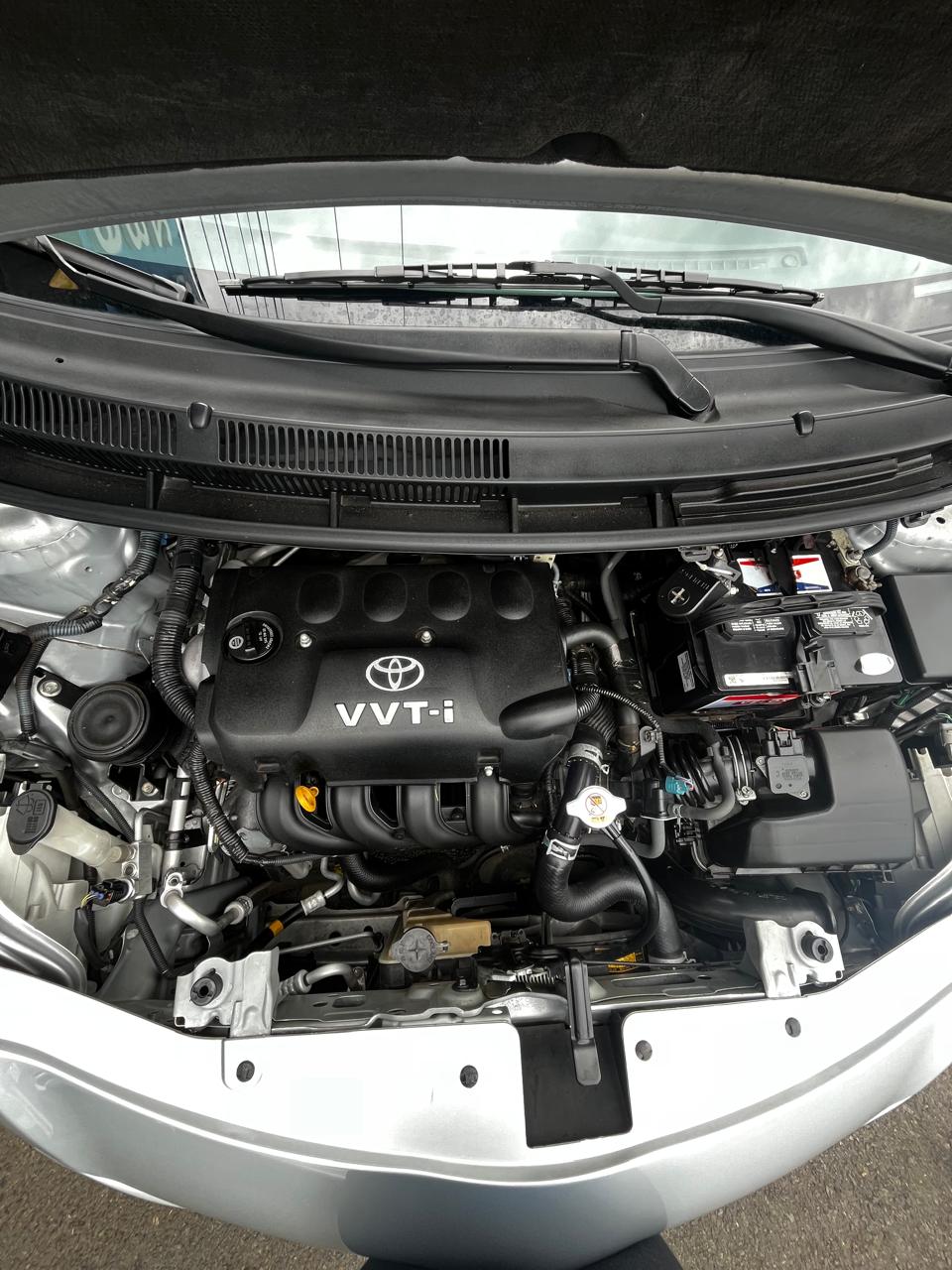 TOYOTA YARIS 2011 AUTOMÁTICA