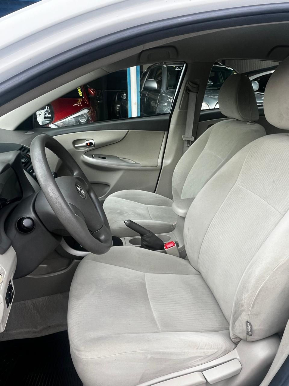 TOYOTA COROLLA 2010 AUTOMÁTICA