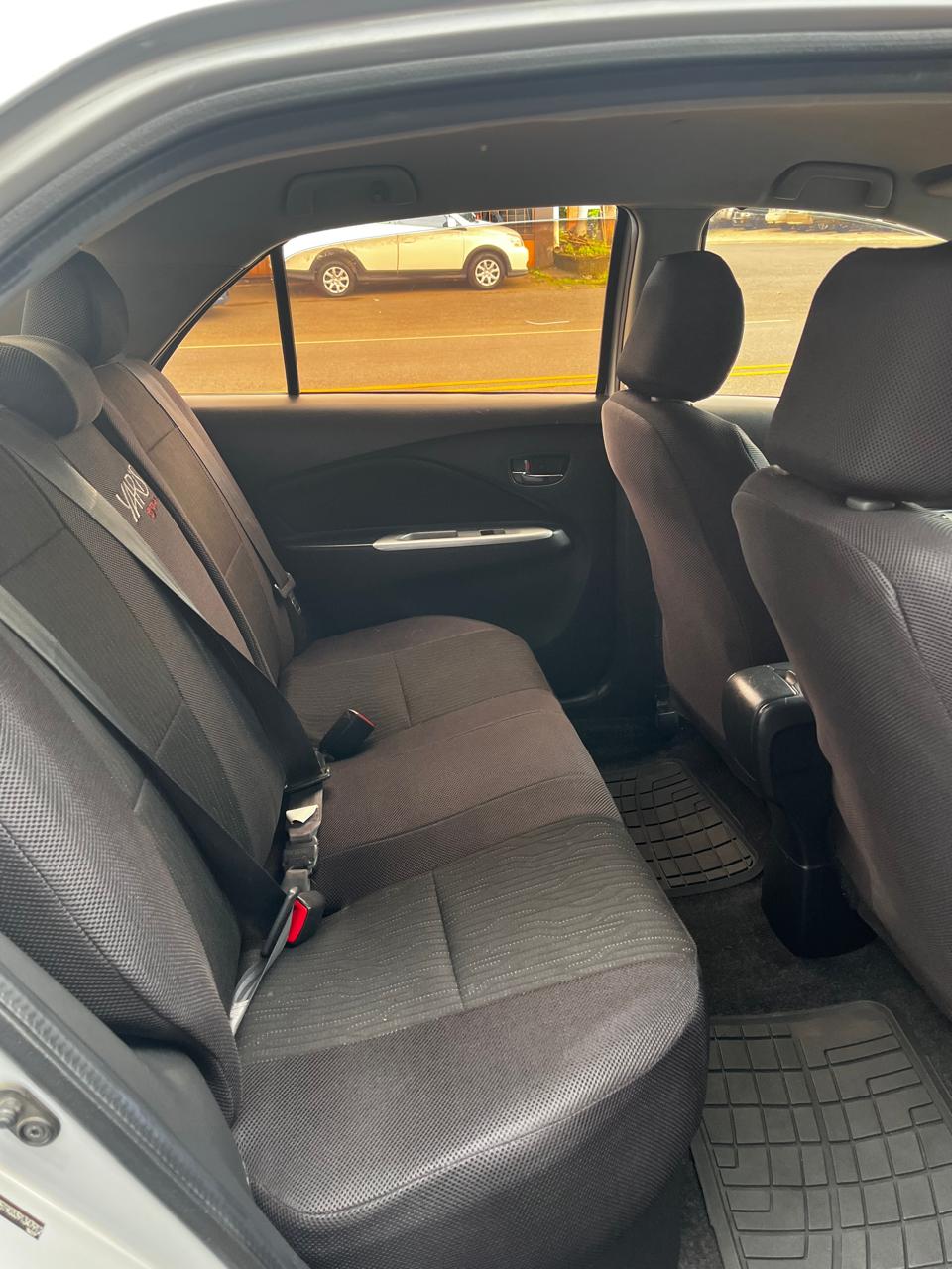 TOYOTA YARIS 2009 AUTOMÁTICA