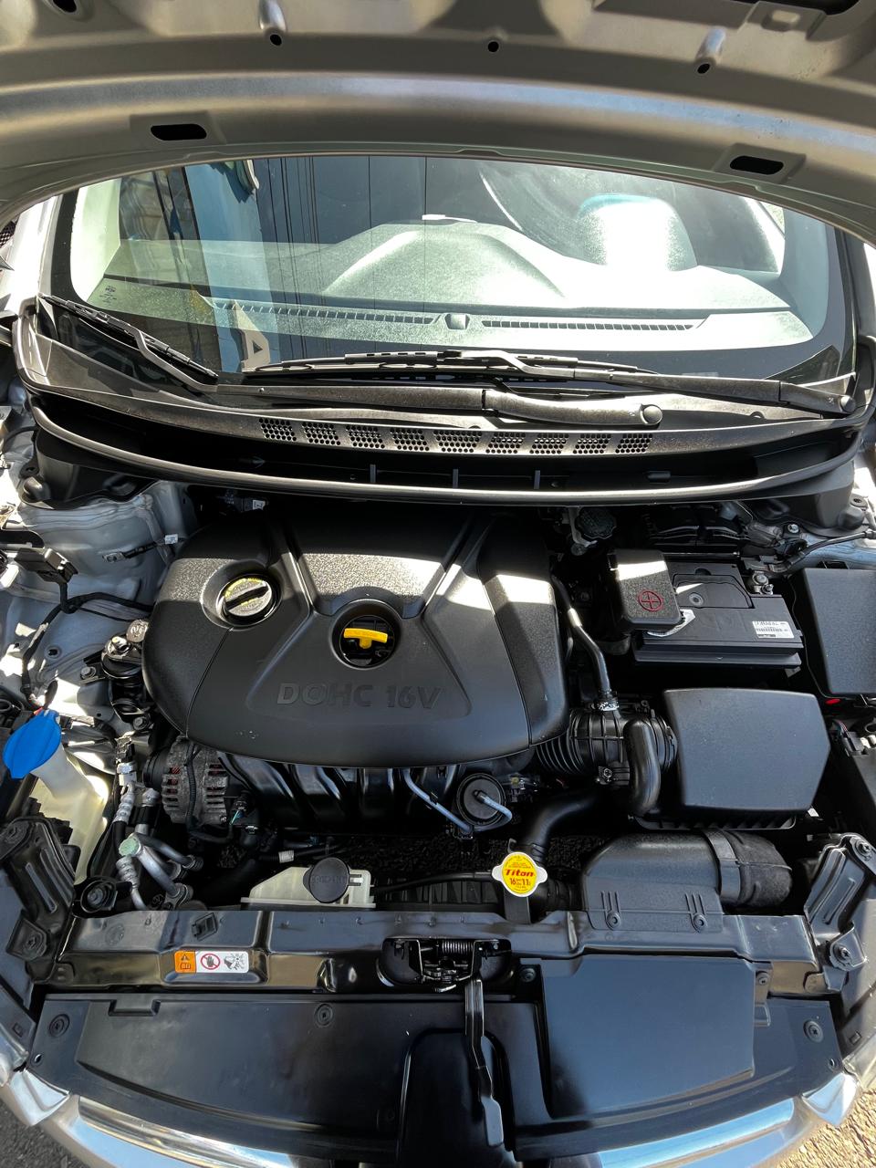 HYUNDAI ELANTRA 2014 AUTOMÁTICA