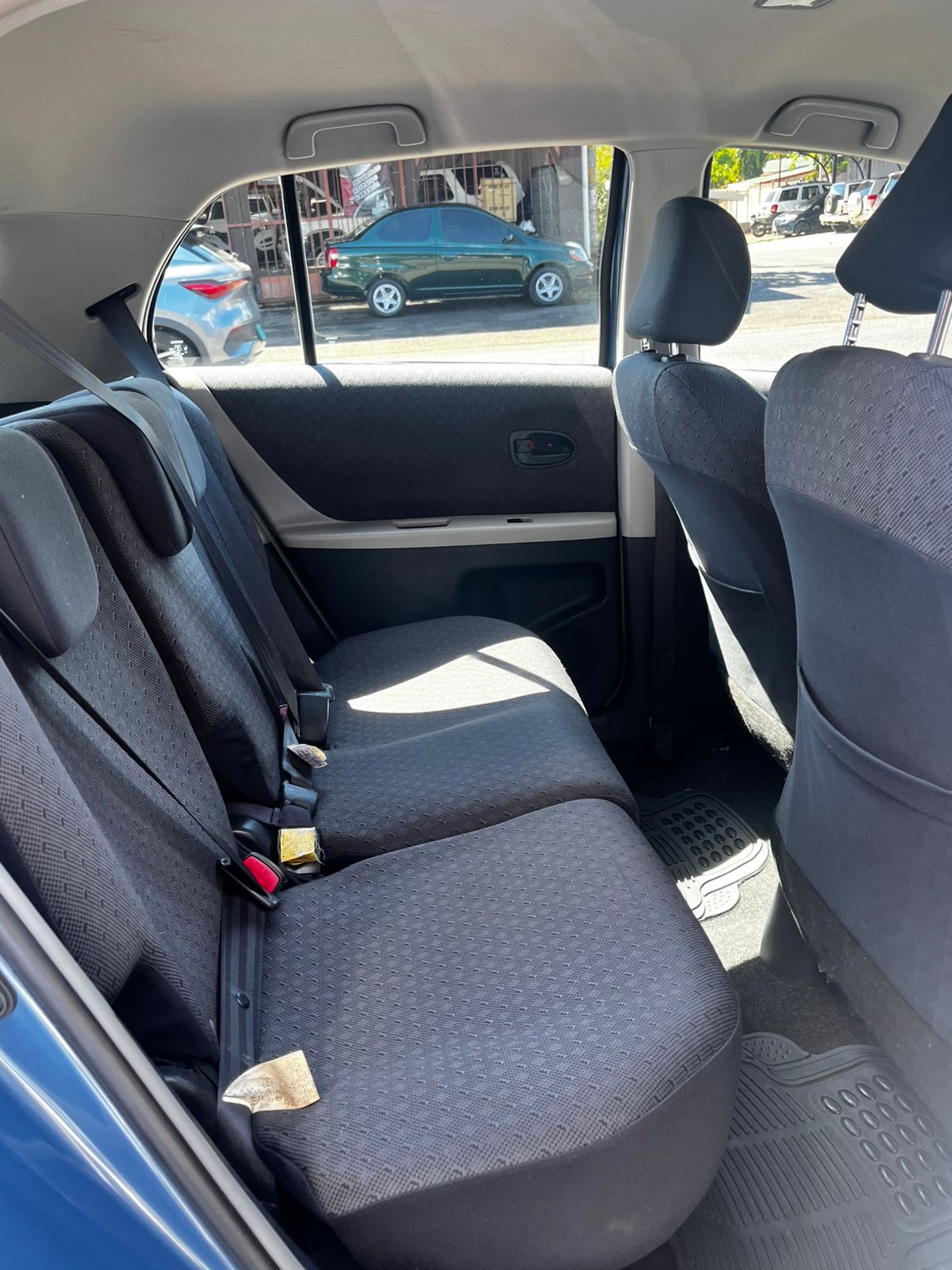 TOYOTA YARIS 2009 AUTOMÁTICA