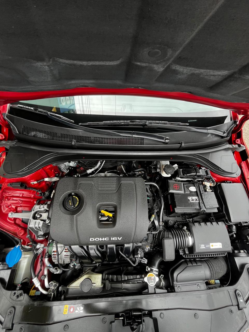 HYUNDAI ELANTRA 2017 AUTOMÁTICA