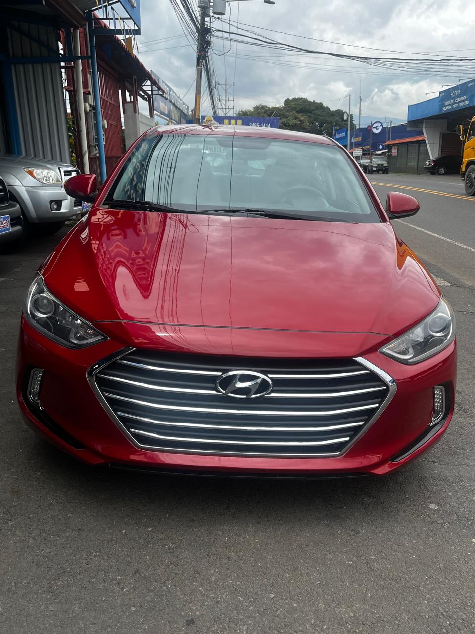 HYUNDAI ELANTRA 2017 AUTOMÁTICA