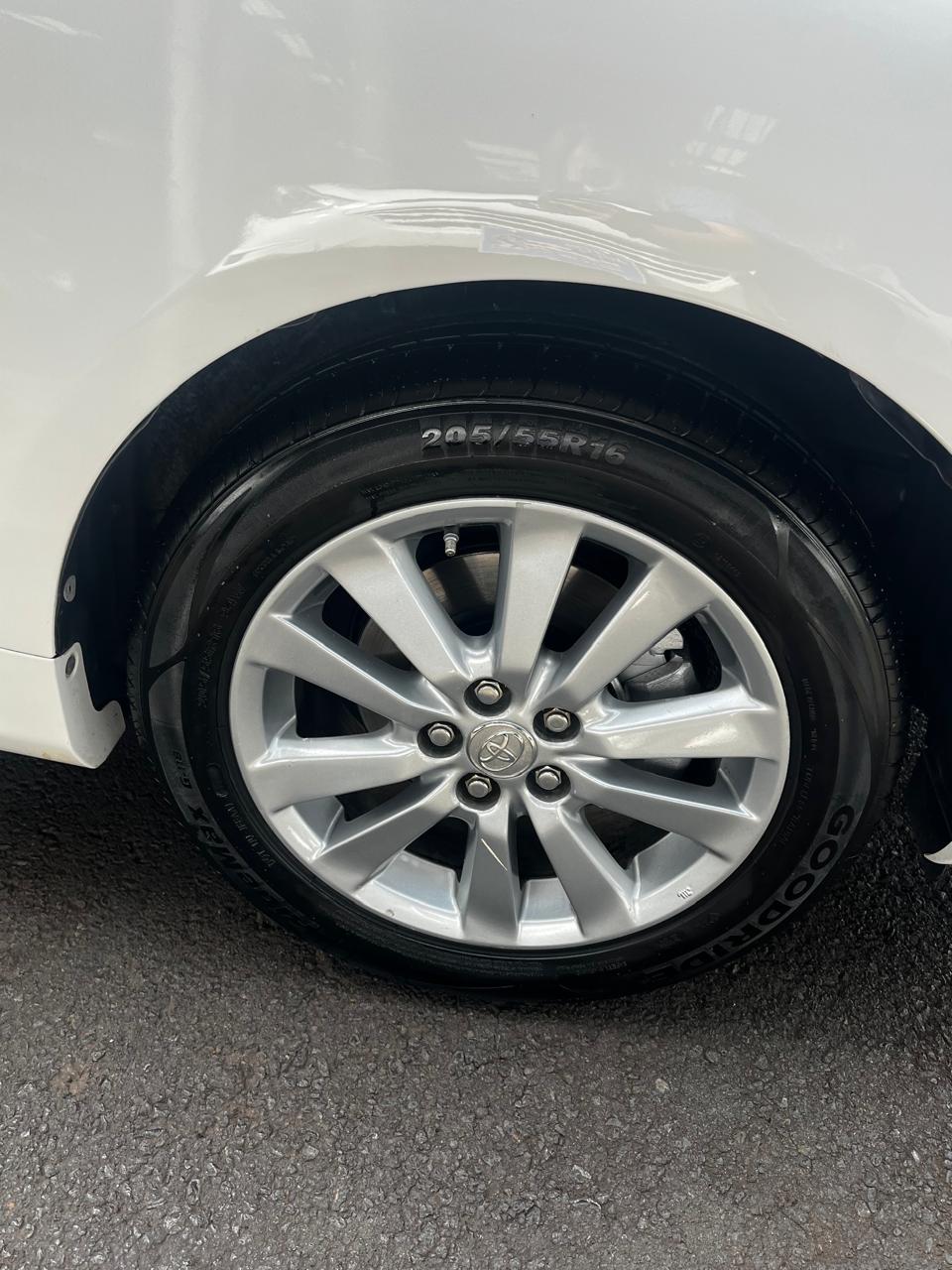 TOYOTA COROLLA 2010 AUTOMÁTICA