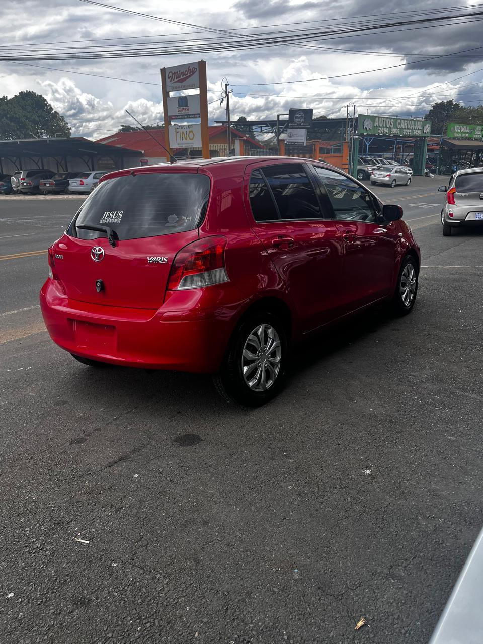 TOYOTA YARIS 2009 AUTOMÁTICA