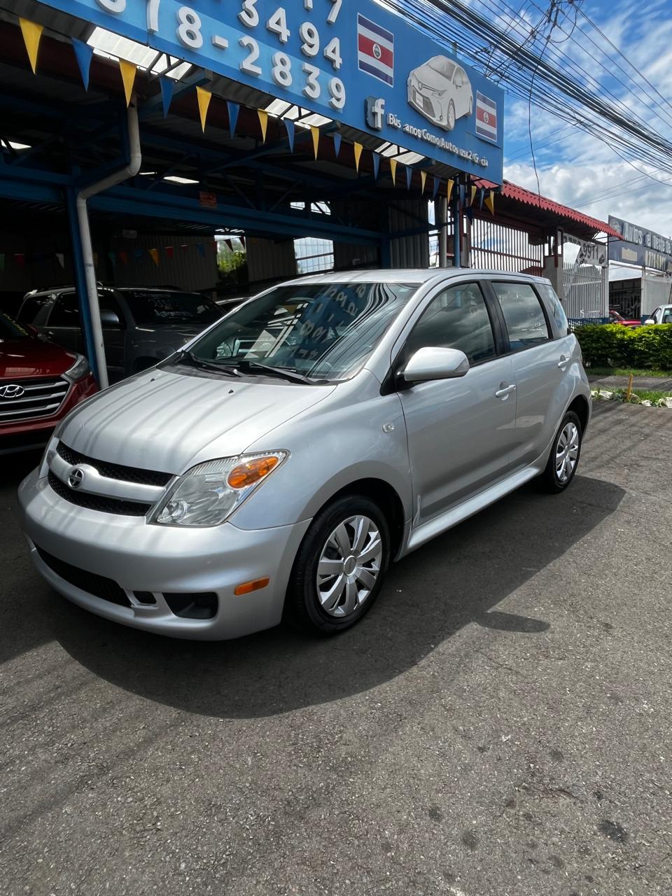 TOYOTA SCION 2006 AUTOMÁTICA