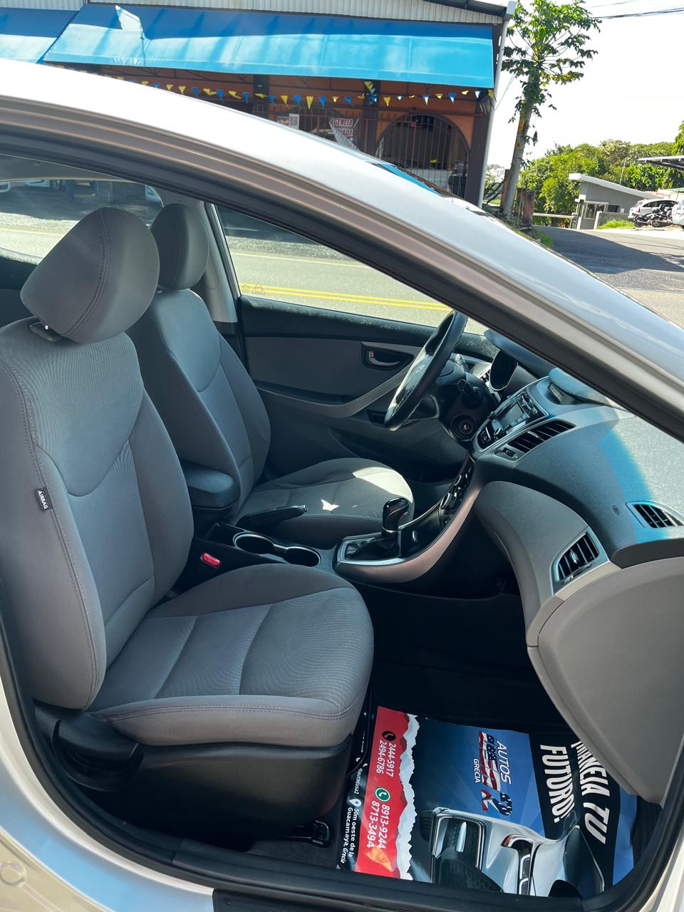 HYUNDAI ELANTRA 2014 AUTOMÁTICA