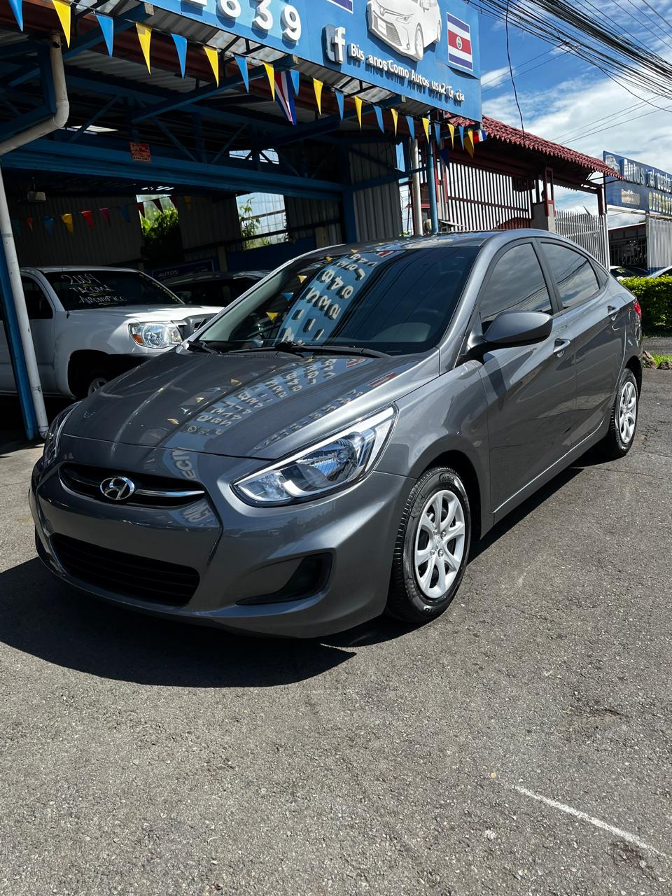 HYUNDAI ACCENT 2016 AUTOMÁTICA